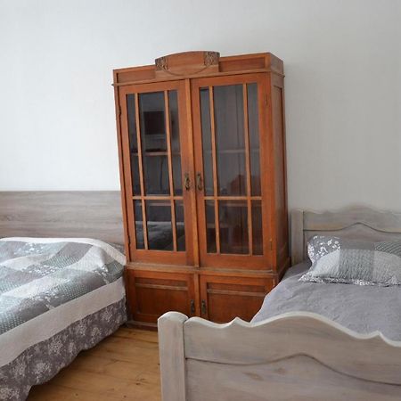 Ubytovani U Lomu Микулов Екстериор снимка